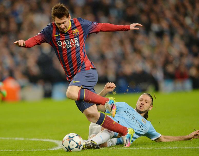 Il Manchester City va nei guai a inizio ripresa: Demichelis atterra Messi: rigore e rosso al citizen. Afp